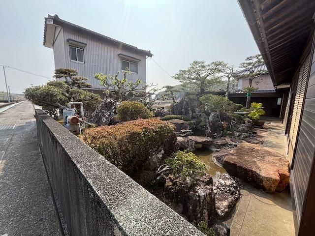 6DK Traditional House for Sale in Kochi City with 514 sqm Land - Thumbnail 2