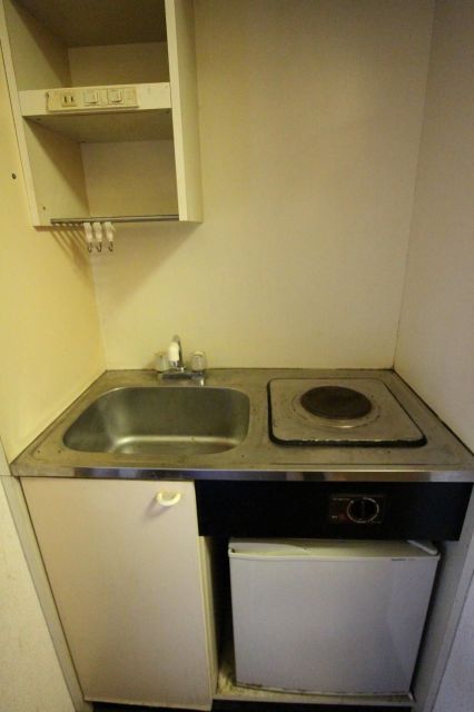 1K Apartment for Rent in Miyazaki City, 13 min to Miyazaki Station - Thumbnail 4