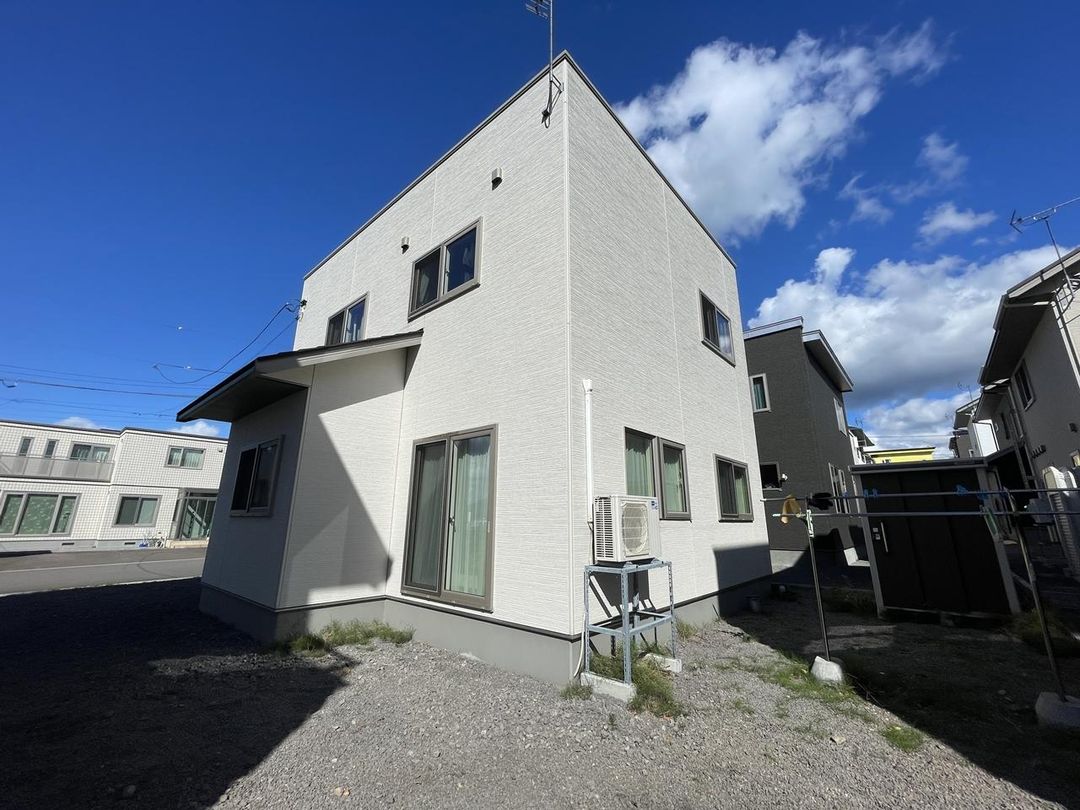 2017 Misawa Home 4LDK House in Nanai, Hokkaido - Thumbnail 3