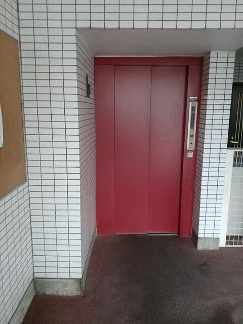 2LDK Apartment for Sale in Ashikaga, Tochigi - Top Floor, Pet OK - Thumbnail 2