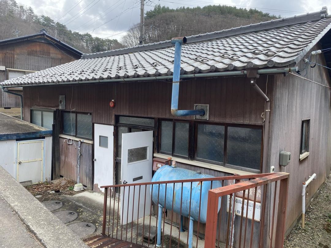 1975 Wooden 3K House for Sale in Minamiaiki Village, Nagano - Thumbnail 2