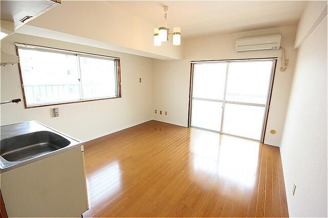 140万円 Studio Apartment in Tokushima City, Tokushima - Thumbnail 4