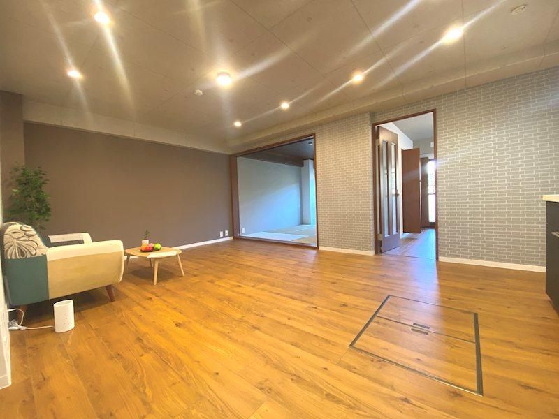 Renovated 4LDK Apartment near Hirakata-shi Station, Osaka - Thumbnail 4