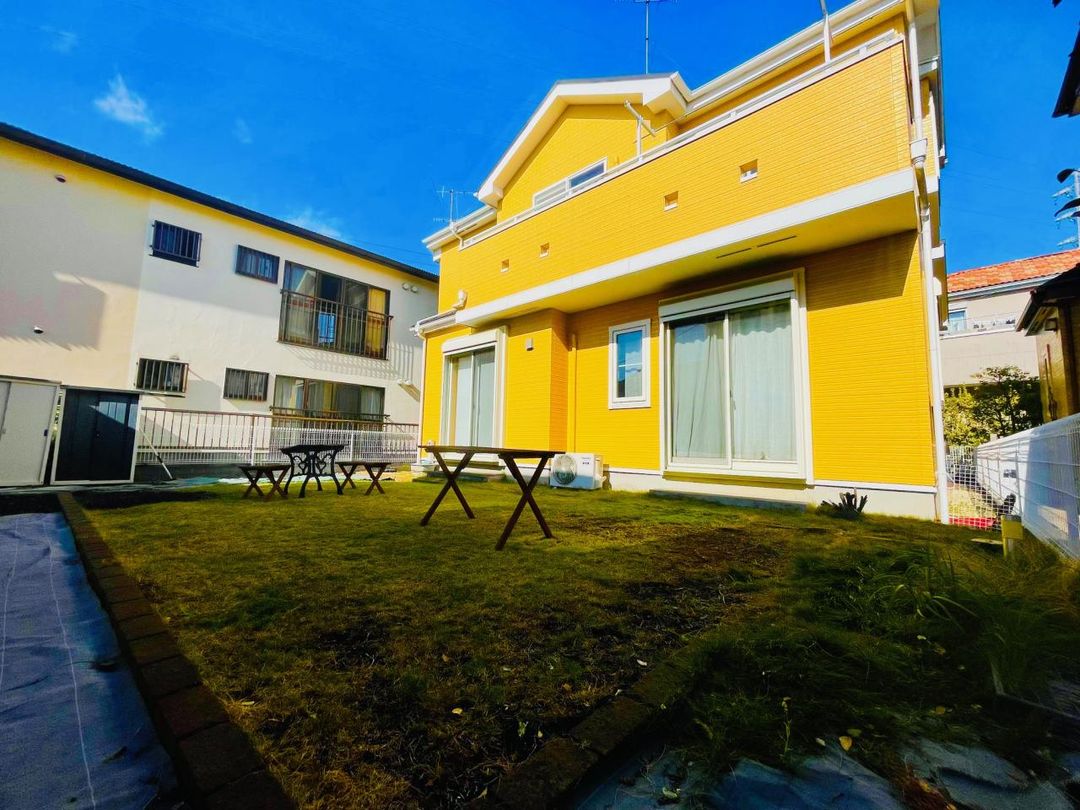 4LDK House for Sale in Fujisawa with Garden & 2 Parking - Thumbnail 2