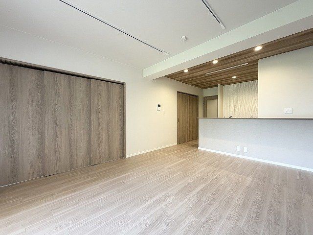 3LDK Apartment for Sale in Miyakojima, Osaka - Thumbnail 4