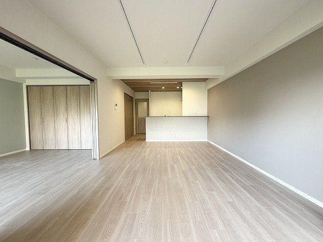 3LDK Apartment for Sale in Miyakojima, Osaka - Thumbnail 3