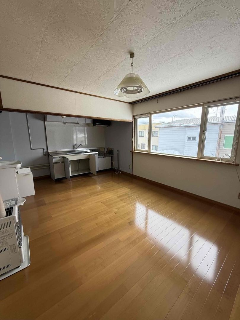 2DK Apartment for Rent in Nayoro, Hokkaido - 38,000 Yen - Thumbnail 4