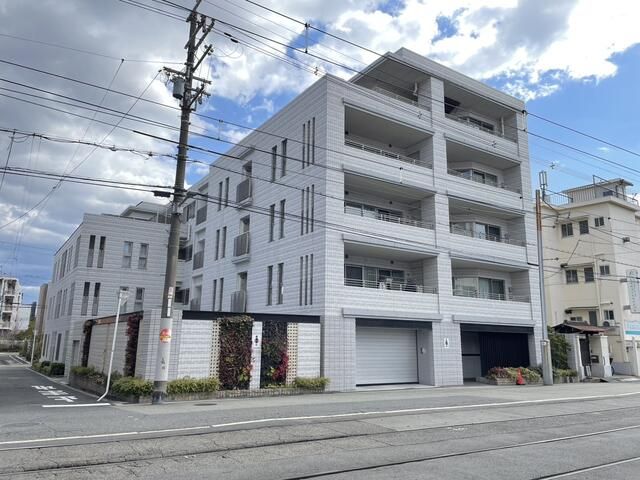 Modern 1SLDK Apartment in Tezukayama, Osaka | 84.35 sqm - Thumbnail 2