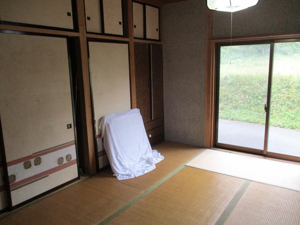 Traditional Kominka with Farmland in Nagano's Anan Town - Thumbnail 4
