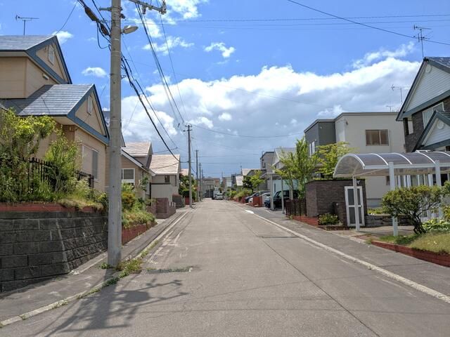 4LDK Detached House in Sapporo's Kiyota Ward - Sunny Corner Lot - Thumbnail 2