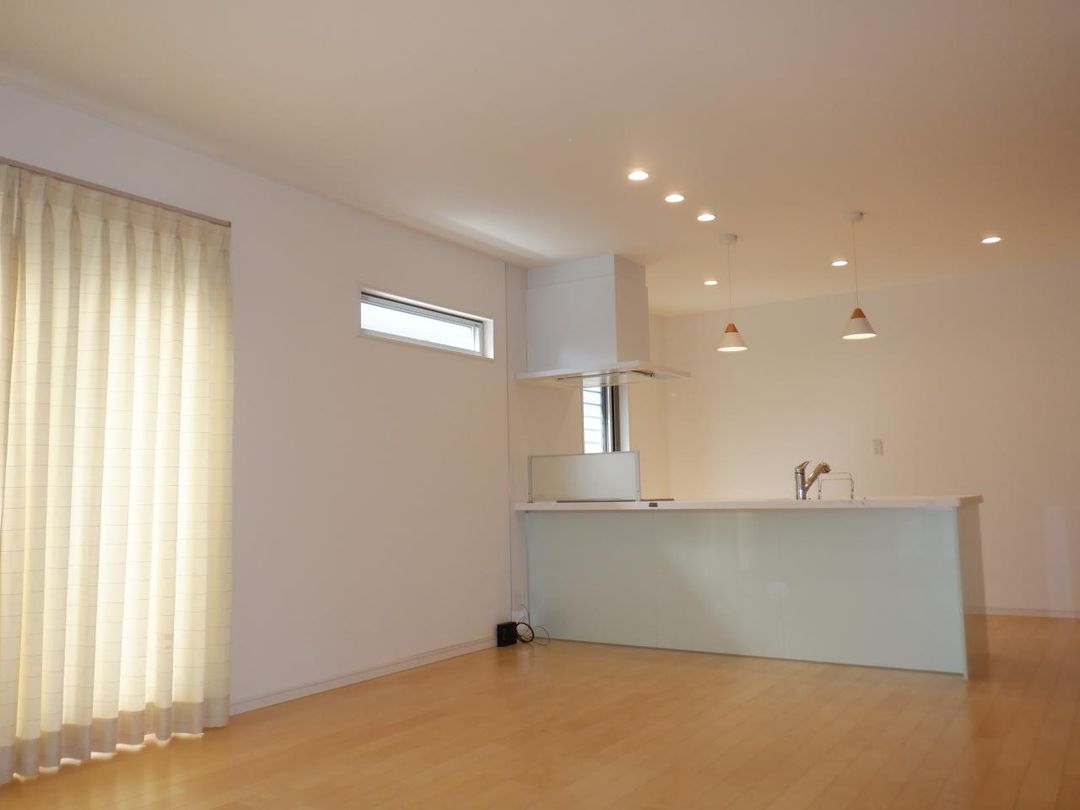 4LDK Detached House in Takamatsu, Kagawa - 117.73m2 - Thumbnail 2