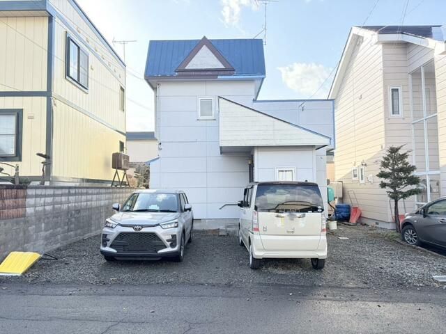 3LDK Detached House for Sale in Sapporo's Kiyota Ward - Thumbnail 2