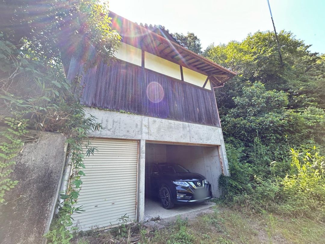 Traditional 8SDK House on 5,639sqm Land in Hannan, Osaka - Thumbnail 4