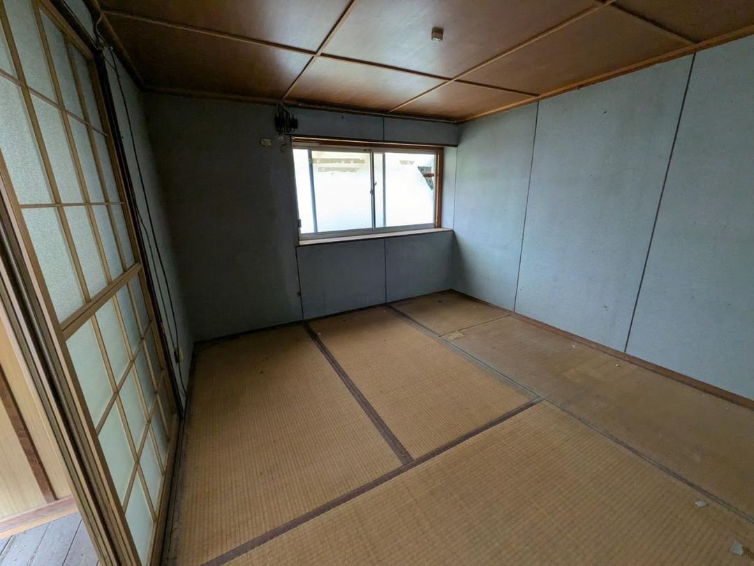 4DK Detached House for Sale in Kure, Hiroshima - Thumbnail 3