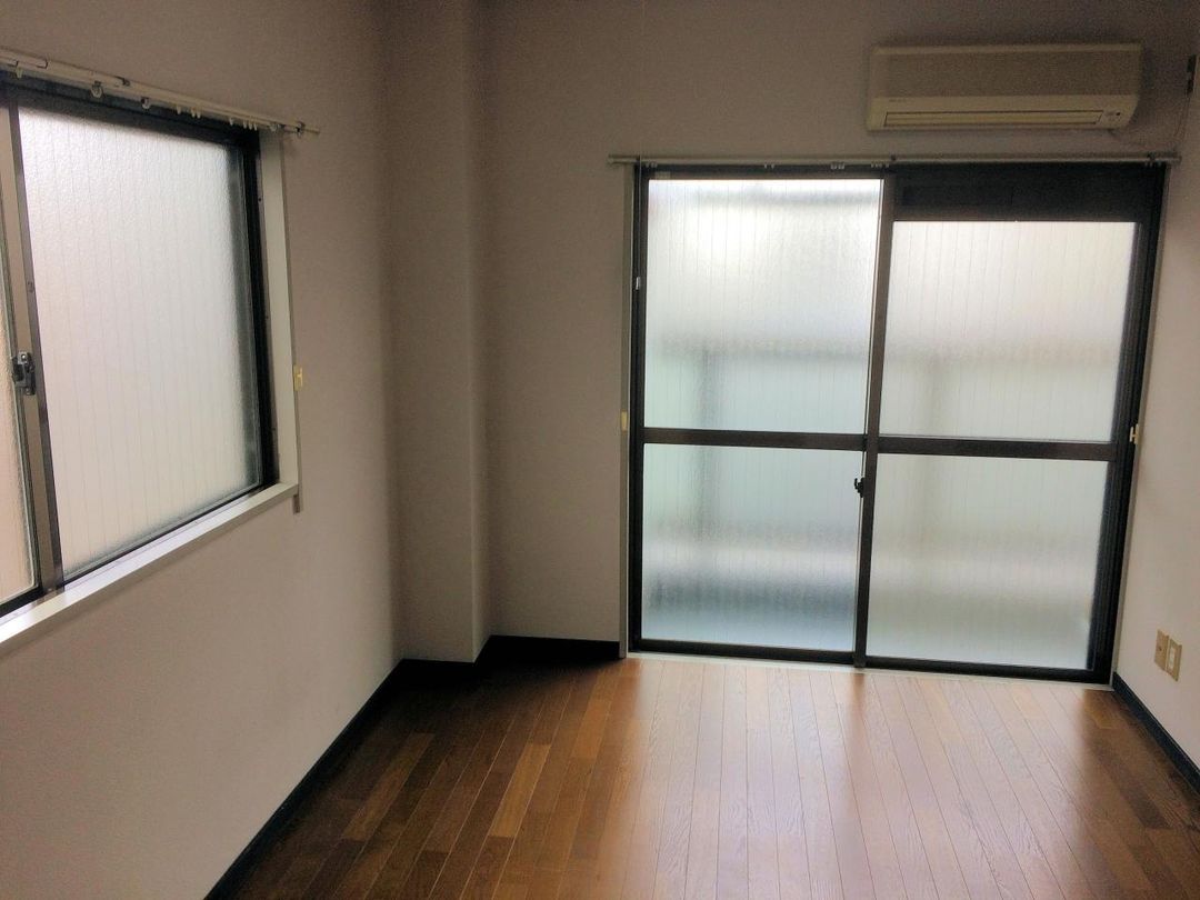 1DK Rental Apartment in Osaka Minato Ward | 45,000 JPY | South Facing - Thumbnail 3