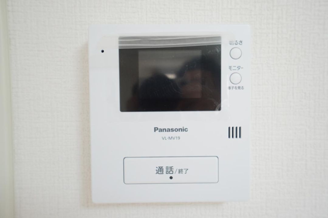 1K Apartment for Rent near Senriyama Station, Suita, Osaka - Thumbnail 3