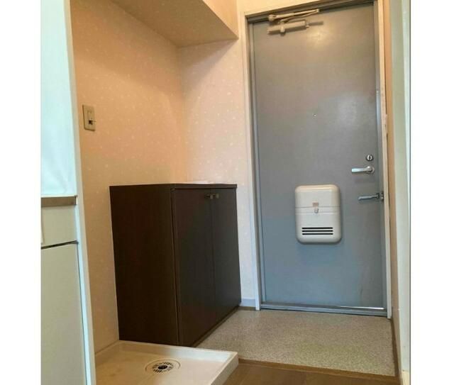 1K Apartment for Rent in Kotobukicho, Kochi City - Thumbnail 2