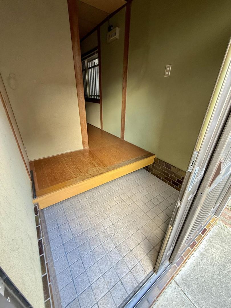 5DK House for Sale in Godaisan, Kochi City - 250万円 - Thumbnail 2