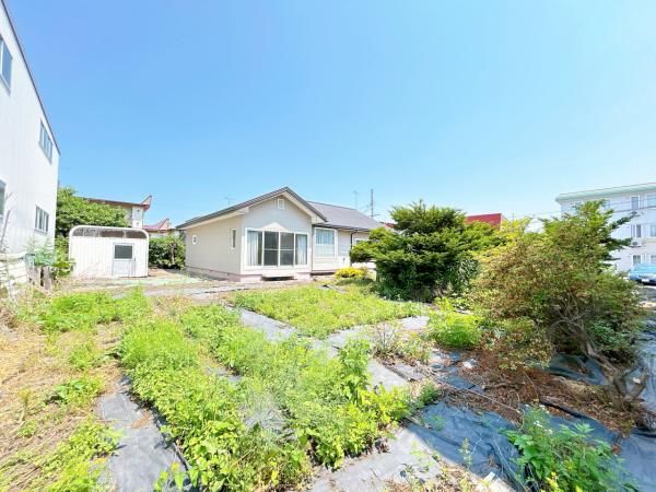 1993 3LDK Single-Story House with Carport for Sale in Obihiro - Thumbnail 2