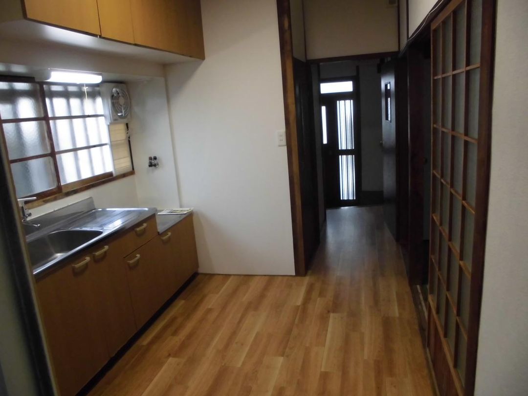 2K Wooden House for Rent in Sesshu, Settsu City, Osaka - Thumbnail 3