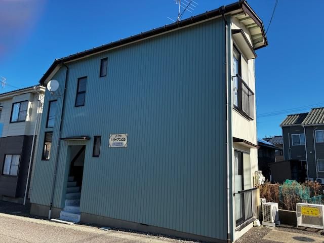 Renovated 1K Apartment for Rent Near Niigata University - Thumbnail 2