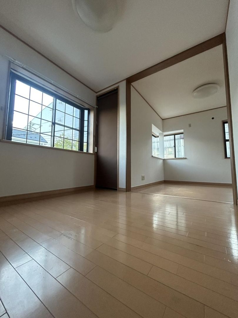 3LDK Detached House in Atsugi, Kanagawa | Corner Plot, Solar Power - Thumbnail 4