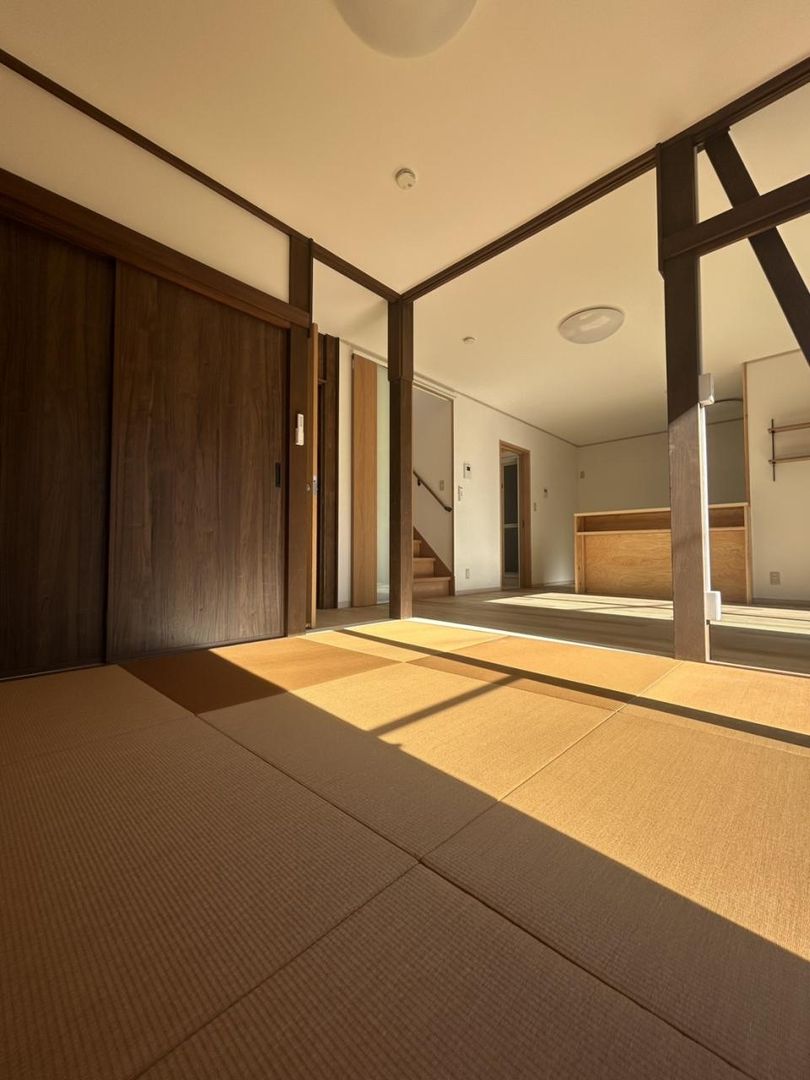 3LDK Detached House in Atsugi, Kanagawa | Corner Plot, Solar Power - Thumbnail 3