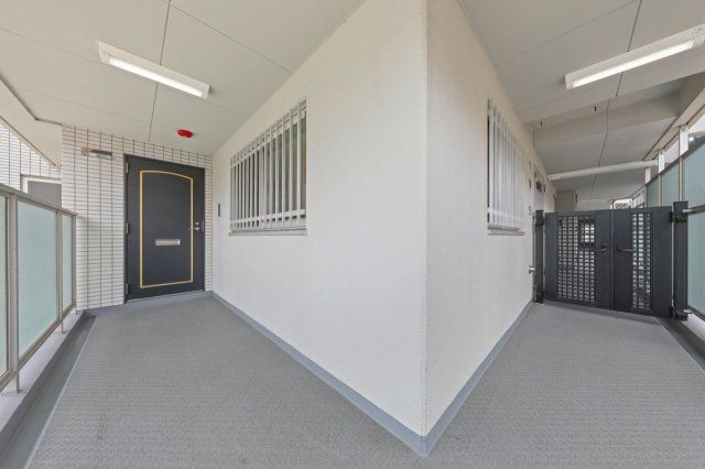 Renovated 4LDK Apartment Near Funabashi Station, Chiba - Thumbnail 4