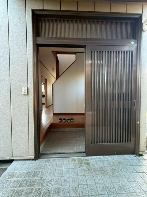 3LDK House with Two Dwellings on Large Lot in Naka City, Ibaraki - Thumbnail 4