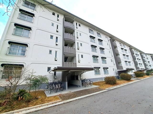 3DK Apartment for Sale in Hiratsuka, Kanagawa - 380万円 - Thumbnail 2