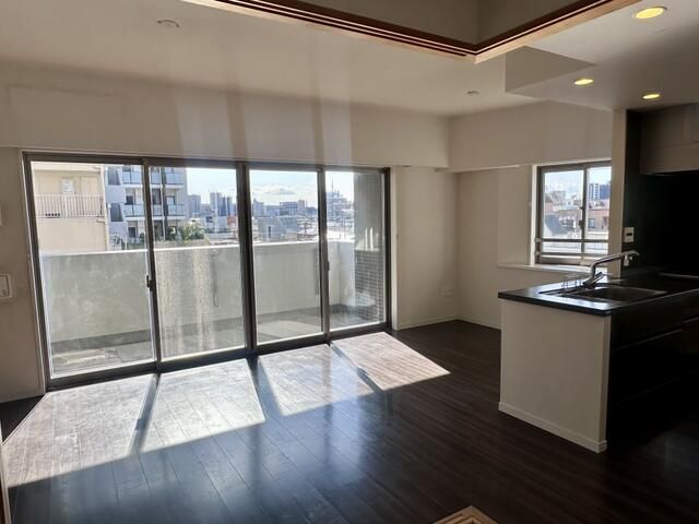 3LDK Apartment for Sale in Arakawa, Tokyo - Lions Tsubaki Art Residence - Thumbnail 4