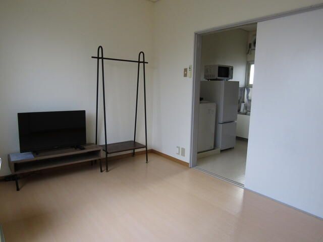 Furnished 1K Apartment for Rent Near Aomori University, Aomori - Thumbnail 3