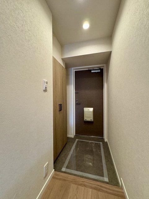 2LDK Apartment for Sale in Urayasu, Chiba - 58.89 sqm - Thumbnail 3