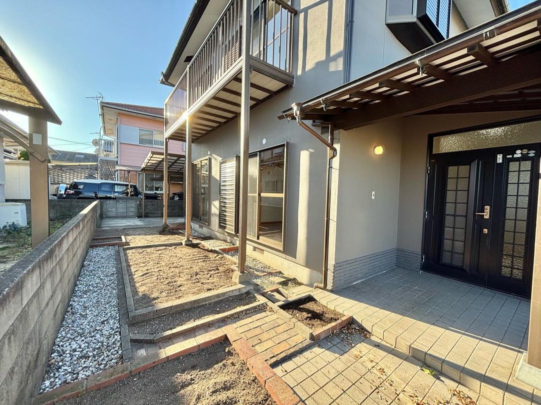 4LDK Renovated House in Zentsuji City, Kagawa - Thumbnail 4