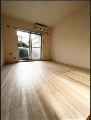 1K Apartment for Sale in Adachi, Tokyo - Near Umeshima Station - Thumbnail 3
