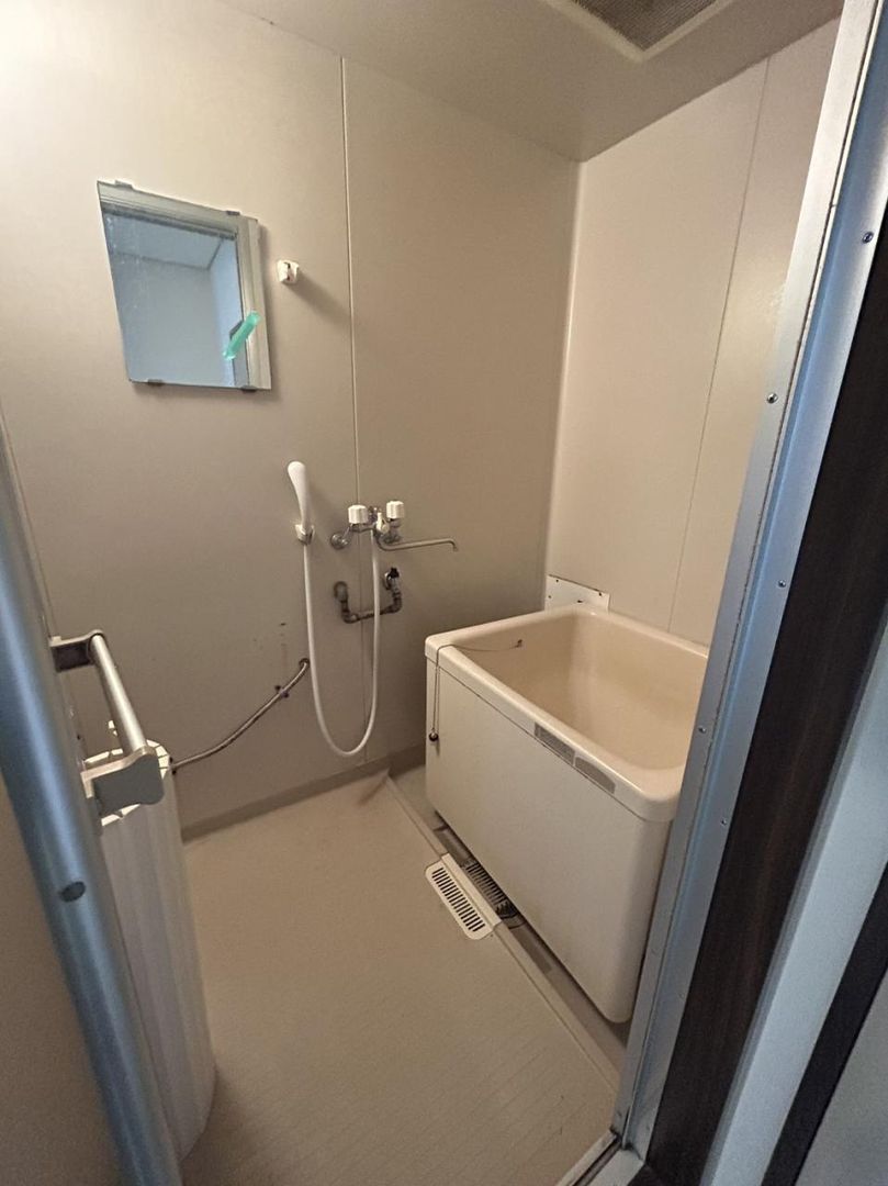3DK Apartment for Rent in Tottori City, No Deposit Required - Thumbnail 3