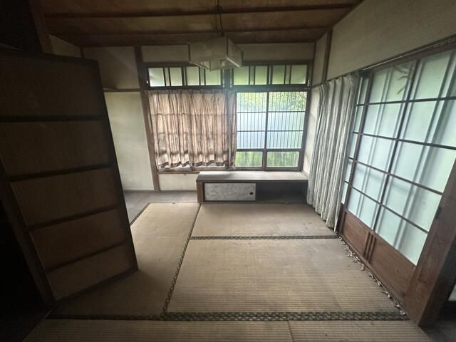 Spacious 6DK Detached House for Sale in Kanuma, Tochigi - Thumbnail 4
