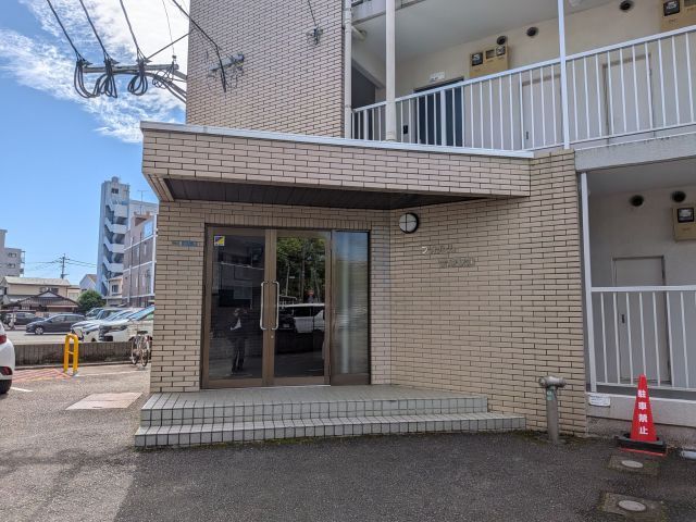 1K Apartment for Sale in Miyazaki City - Thumbnail 2