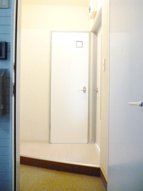 1LDK Pet-Friendly Sapporo Apartment Near Kanjo-dori Higashi Station - Thumbnail 4