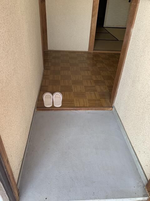 Renovated 2DK Apartment for Rent in Minoh, Osaka - 5 min to Sakurai Stn - Thumbnail 2