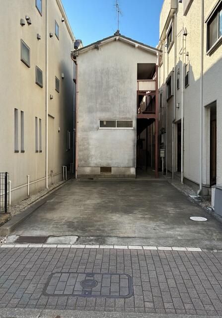 Land for Sale in Edogawa, Tokyo with Existing Rental Apartments - Thumbnail 3