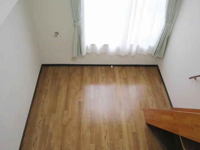 1K Apartment for Rent in Yamagata City with Free Wi-Fi - Thumbnail 3