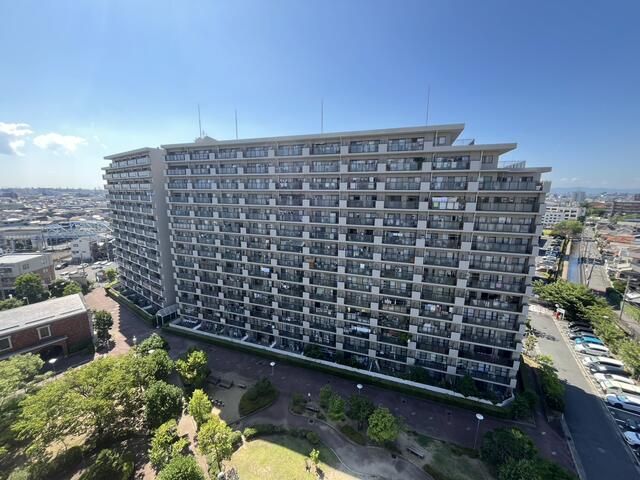 3LDK Apartment for Sale Near JR Yao Station, Osaka - Full Renovation 2026 - Thumbnail 2