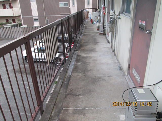2K Apartment for Rent in Sakai, Osaka - 38,000 Yen - Thumbnail 4