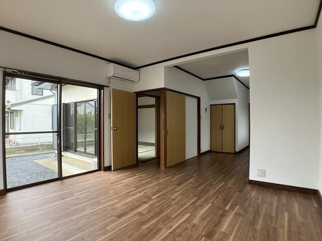 Renovated 3LDK House in Ishioka, Ibaraki - 91 Tsubo Land - Thumbnail 2
