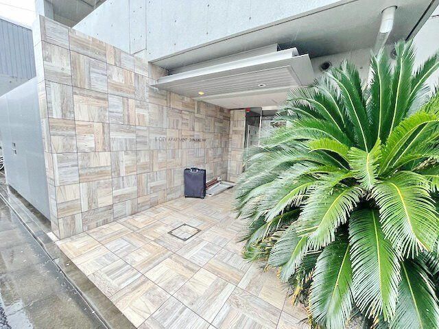 Modern 1R Apartment for Sale in Shinjuku, Tokyo | 2017 Build - Thumbnail 2
