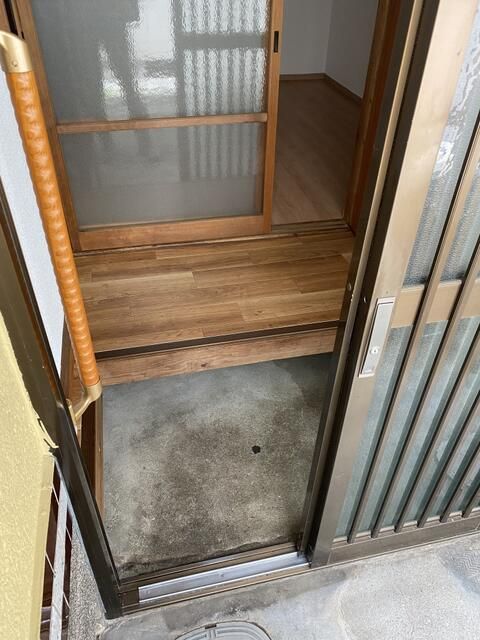 2K Townhouse for Rent in Nishi-ku, Osaka - 33,000 Yen - Thumbnail 3
