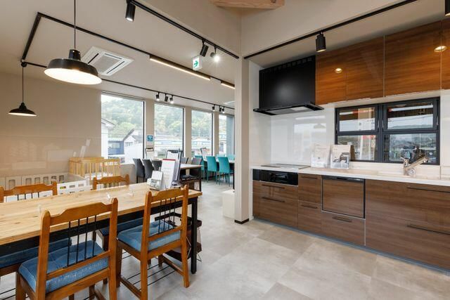 1922 6DK+Classroom House for Sale in Toyonoka, Hyogo - Thumbnail 4