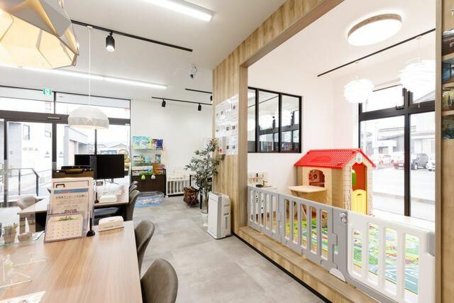 1922 6DK+Classroom House for Sale in Toyonoka, Hyogo - Thumbnail 3