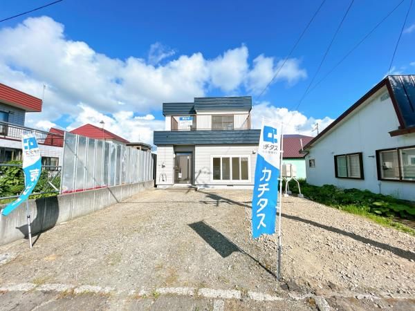 Renovated 5SLDK House for Sale in Mikasa, Hokkaido - Thumbnail 2